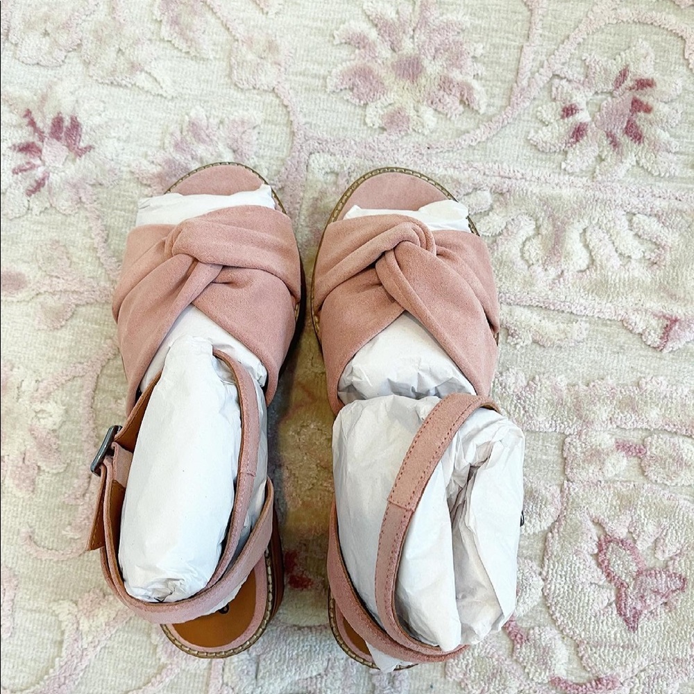 NEW FREE PEOPLE SHOES